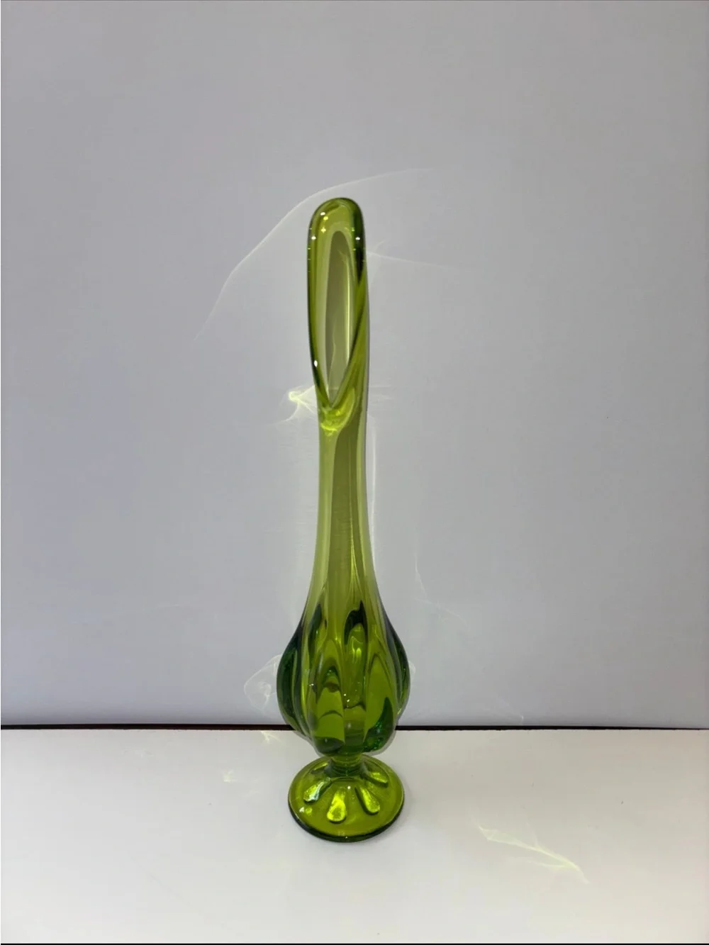 Vintage Viking petal bud swung green vase
